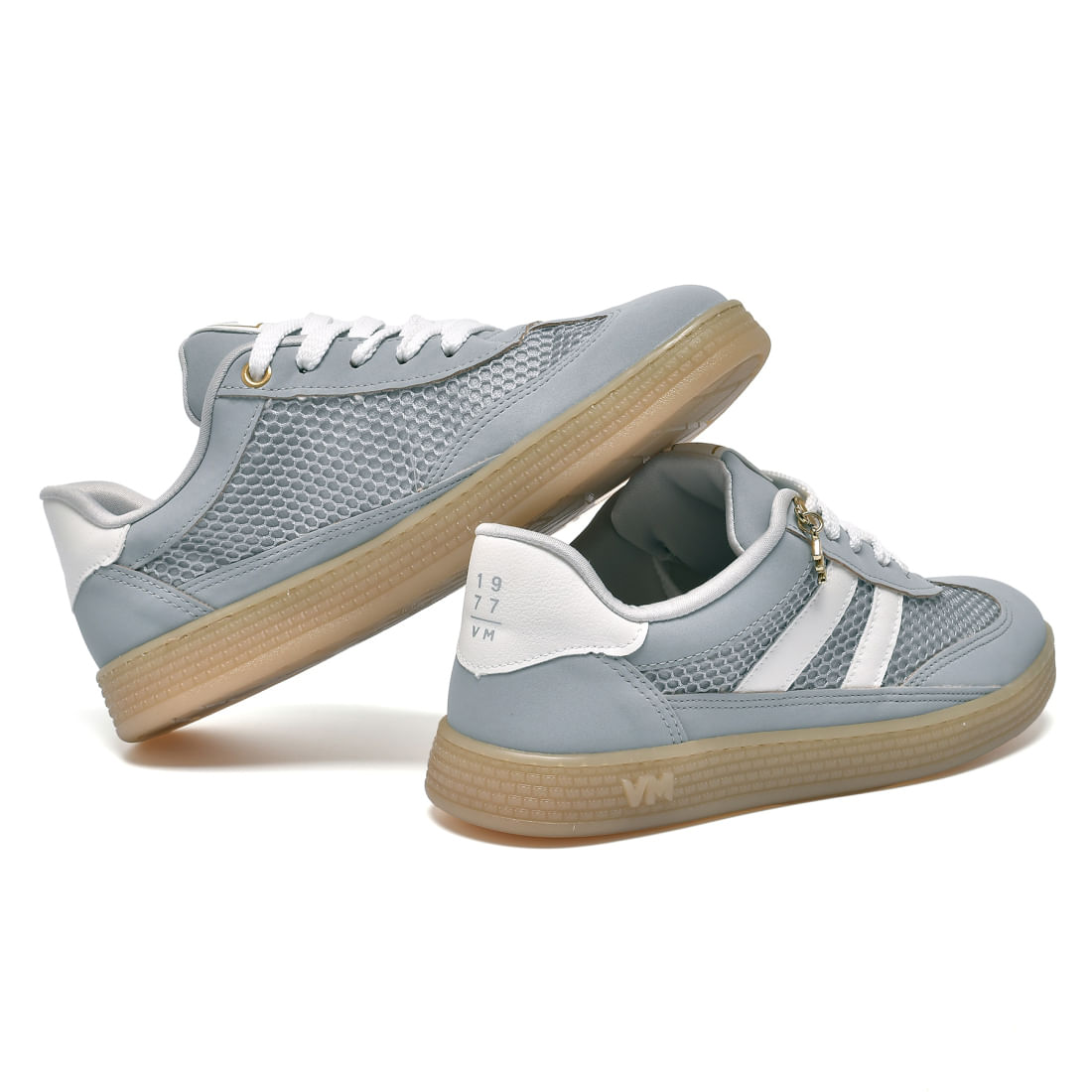 Tênis casual feminino Via Marte azul calm blue vista frontal para ajuste